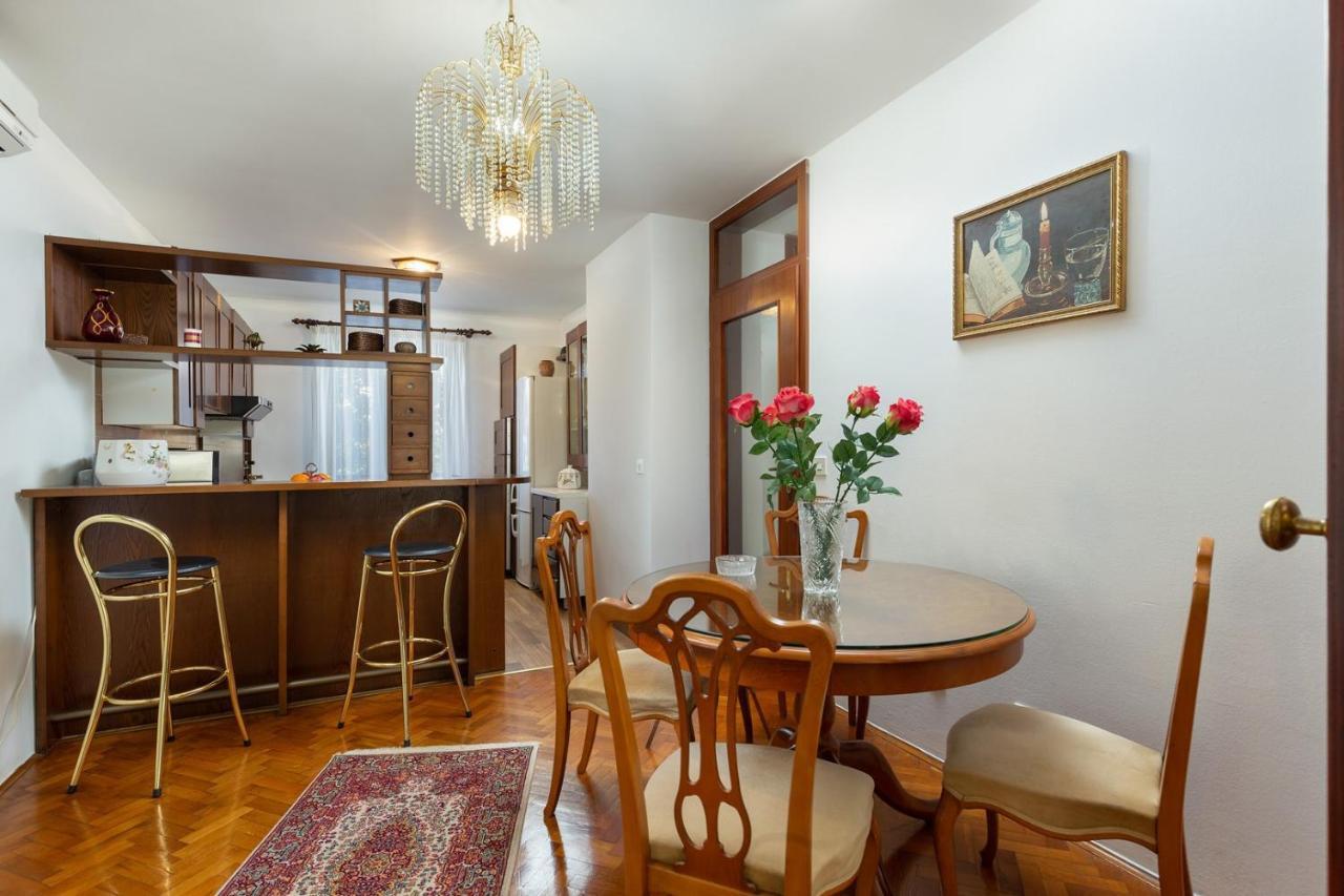 Holiday Apartment Suzana ロヴィニ エクステリア 写真