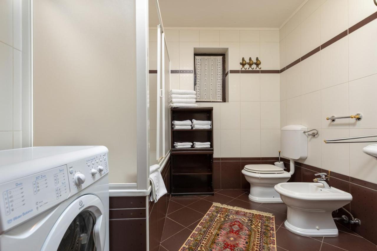 Holiday Apartment Suzana ロヴィニ エクステリア 写真